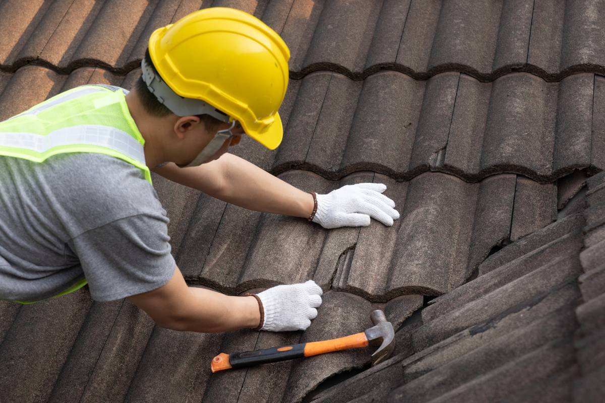 Emergency & Leak Roof Repair Service
